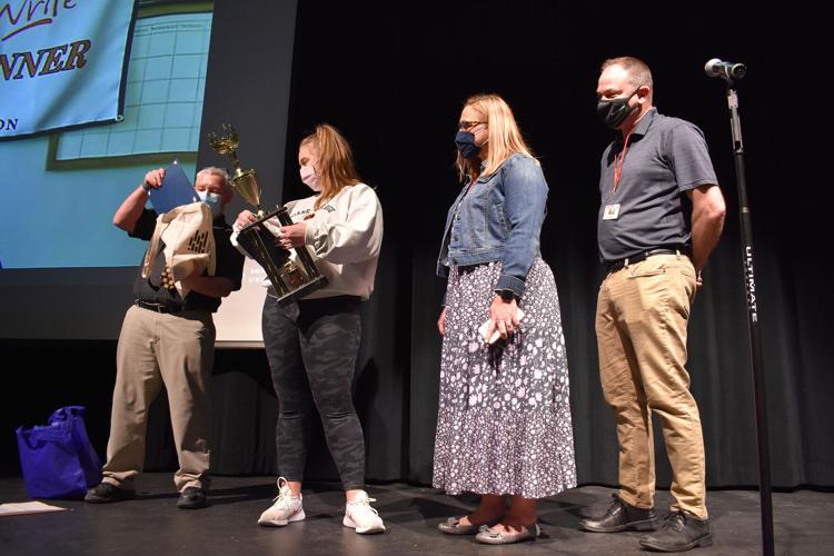 03-24 Investwrite Stage