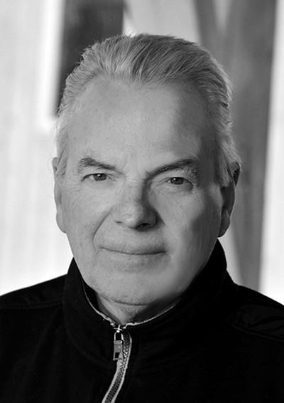 07-06 COM Tom Hitchcock_B&W_01.jpg