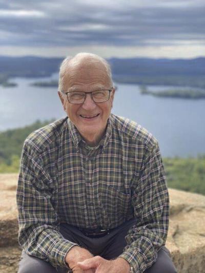 04-16 OBIT David Preston