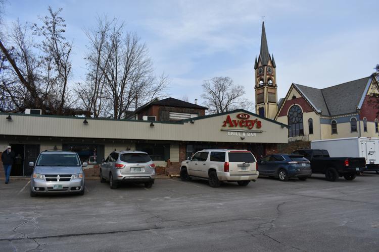 01-20 Avery's exterior