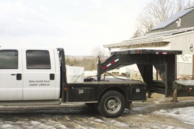 3-1 GooseneckHitch_InPixio