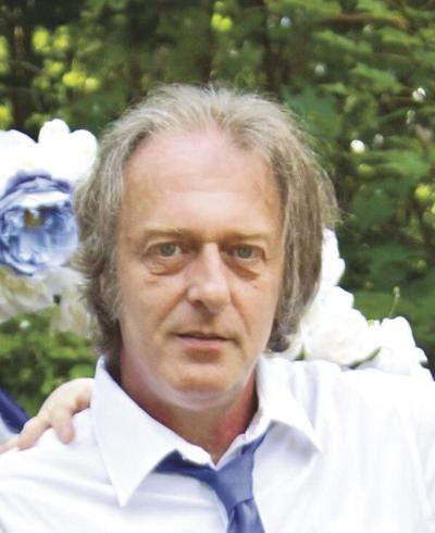 Robert S. Wakefield Jr., 60