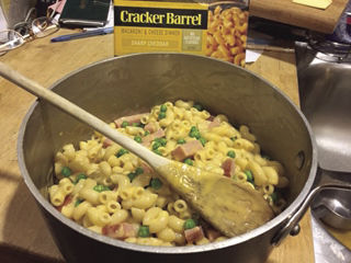 1-17 foodie mac and cheese