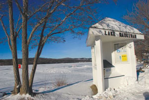 Pond Hockey tournament to be held on Waukewan