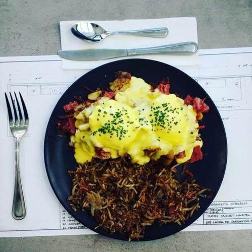 10-09 Margaret's Kitchen benedict