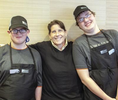 03-08 COM Taco Bell Interns