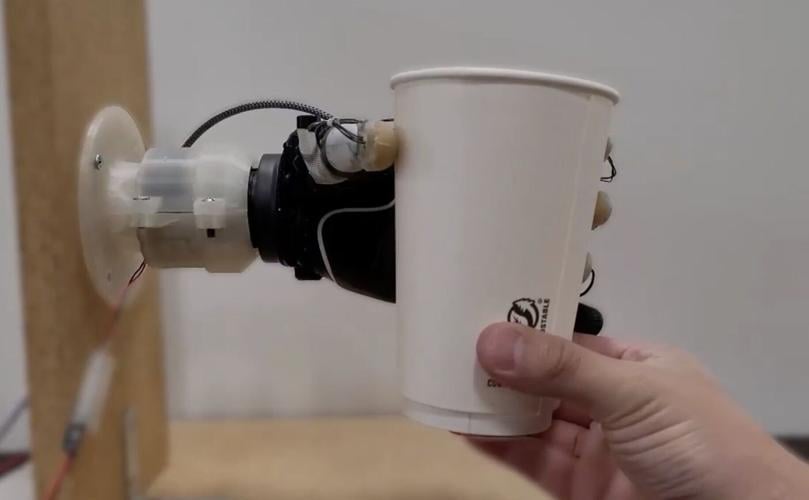 Bionic hand given AI “mind of its own” to make life easier for amputees
