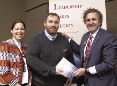 01-30 COM Leadership lakes
