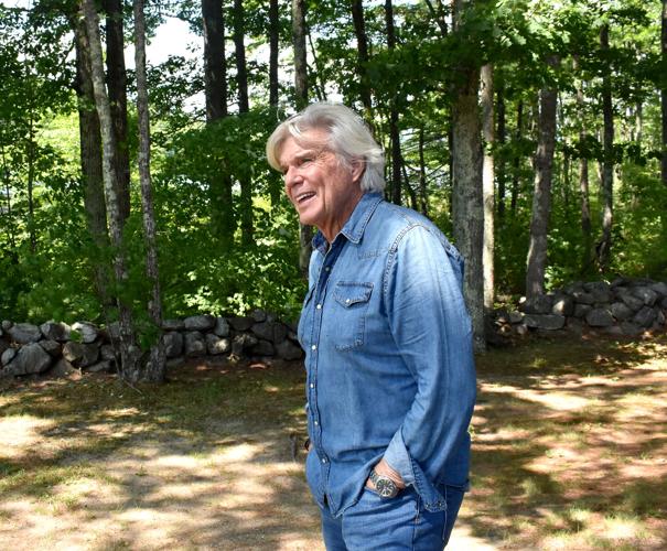 07-31 John Davidson outside