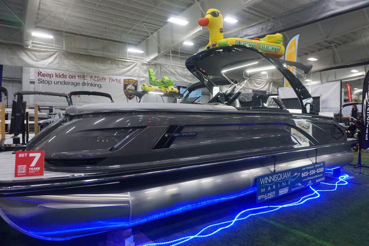 Bennington pontoon