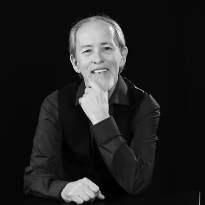 Darren L. Dustin