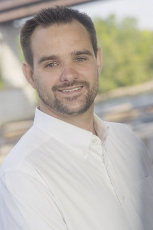 Dr. Daniel Seichepine