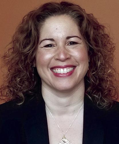 05-21 BUS BEDC Larissa Baia.jpg