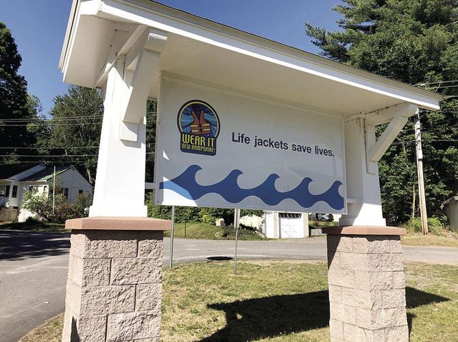Boating-Life Jacket Sign