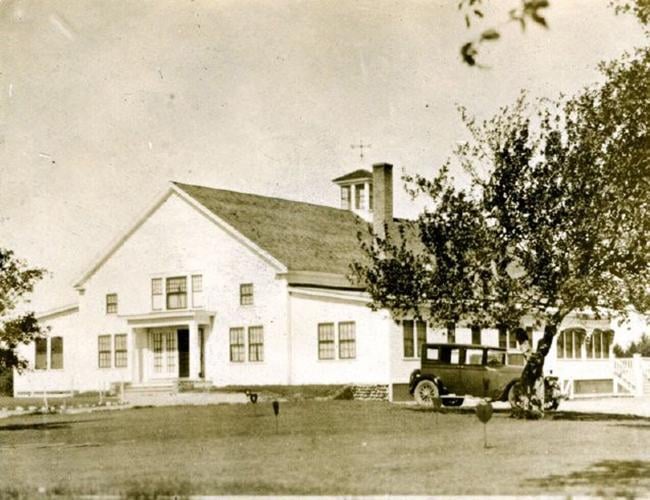 Country Club clubhouse
