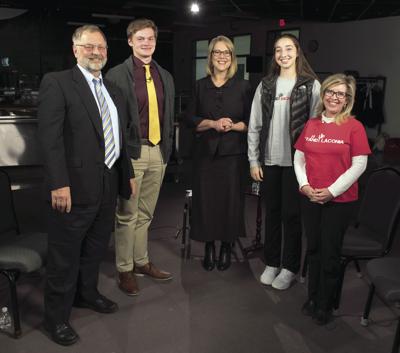 01-17 Roads to Recovery