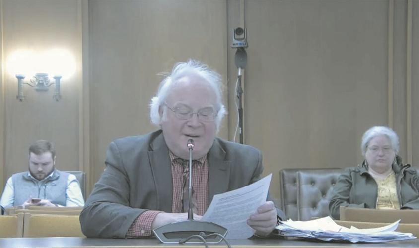 Rep. Timothy Horrigan close