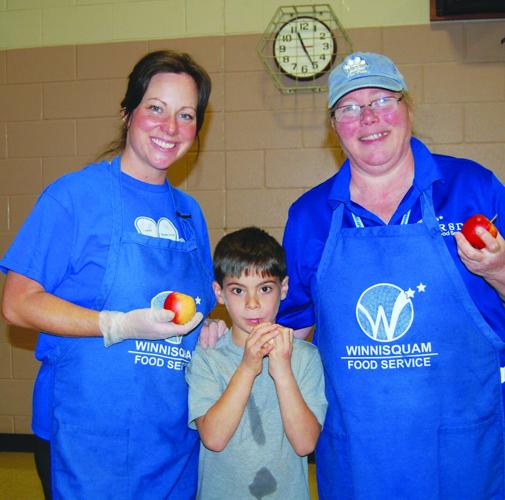 Winnisquam students, staff join in NH Great Apple Crunch