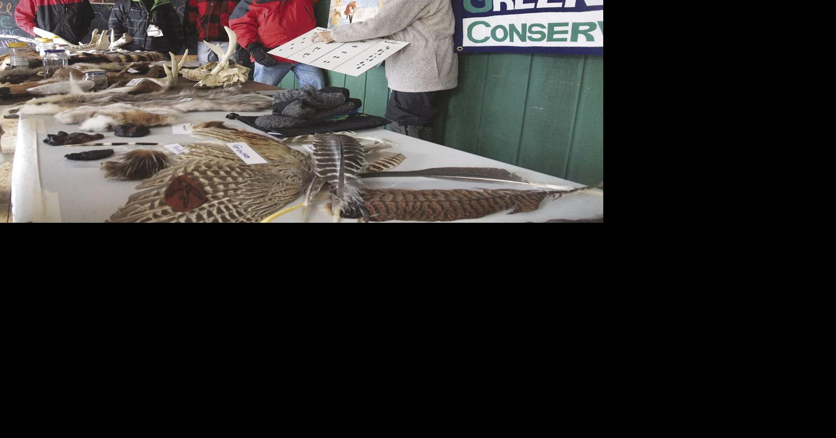 Longtime nature lover teaches others how to track in winter