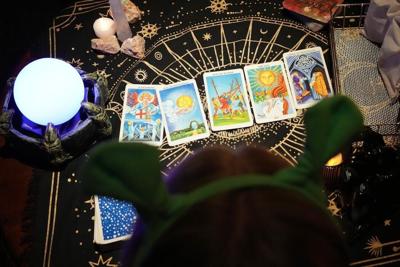Tarot readings can encourage self-reflection. But what happens when you turn to AI to interpret the cards?