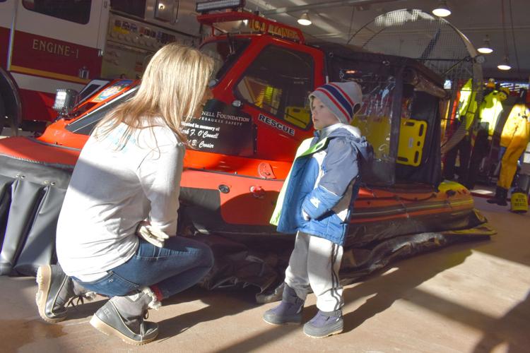02-16 Hovercraft Shannon and Ben