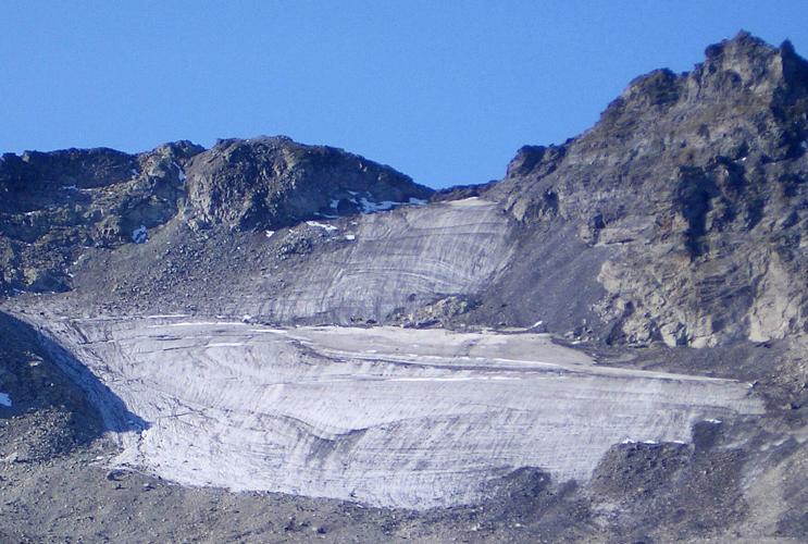 Record number of glaciers will disappear from Alps over next decade, warns report