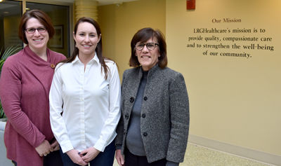 Hospitals, recovery coaches join to try innovative approach