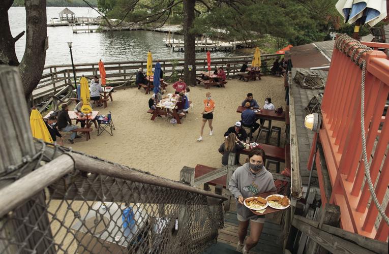06-13 BOATING LakeDining_10Jun20582700.jpg