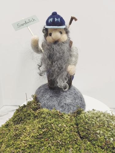 08-16 COM Hiking Gnome 1