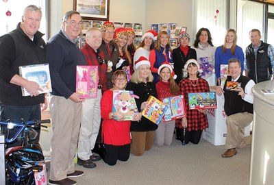 REMAX- welcomes Toys for Tots donations