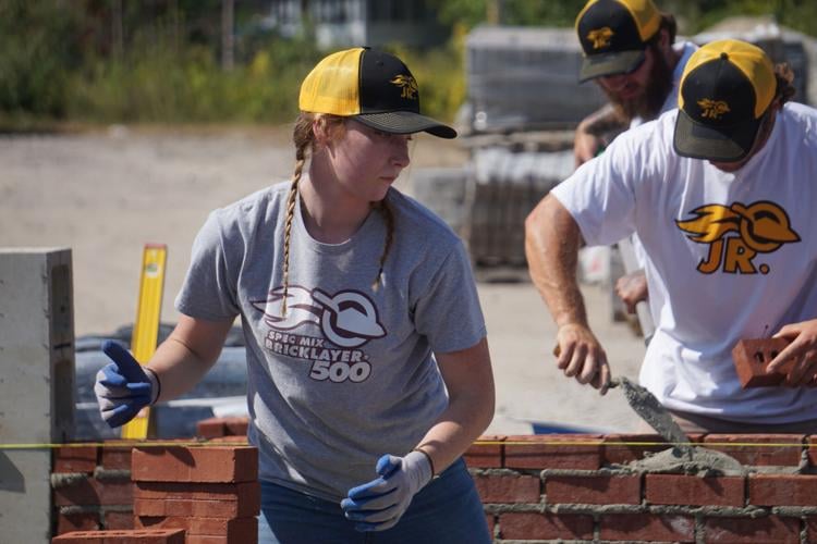 Briana Murphy competes