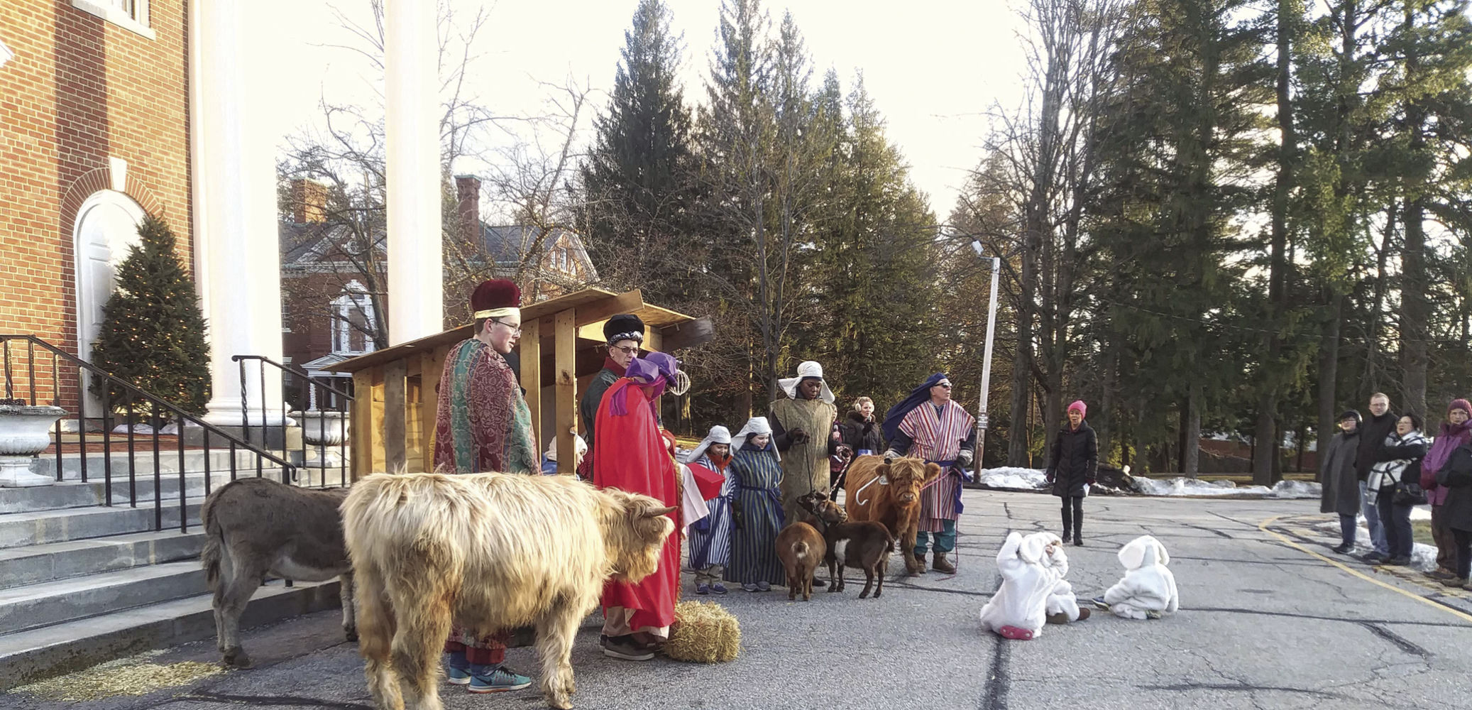 12-21 OUTDOORS Nativity_InPixio.jpg