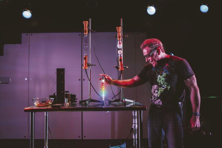 01-10 That-Physics-Show 2