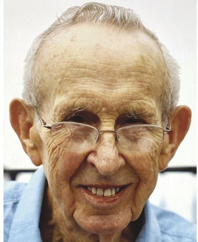 Lee W. Reaves, 94