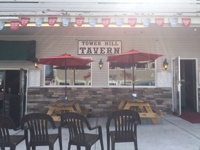 Tower Hill Tavern lets you bring the party ashore