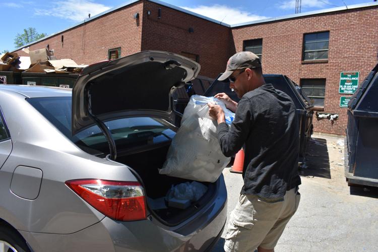 05-25 Recycling trunk