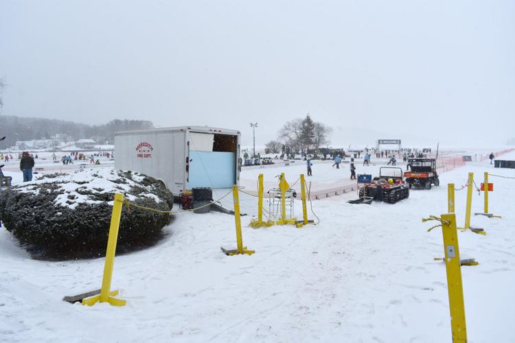 02-06 Pond Hockey scene