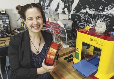 Workshop instructor Elizabeth Helfer