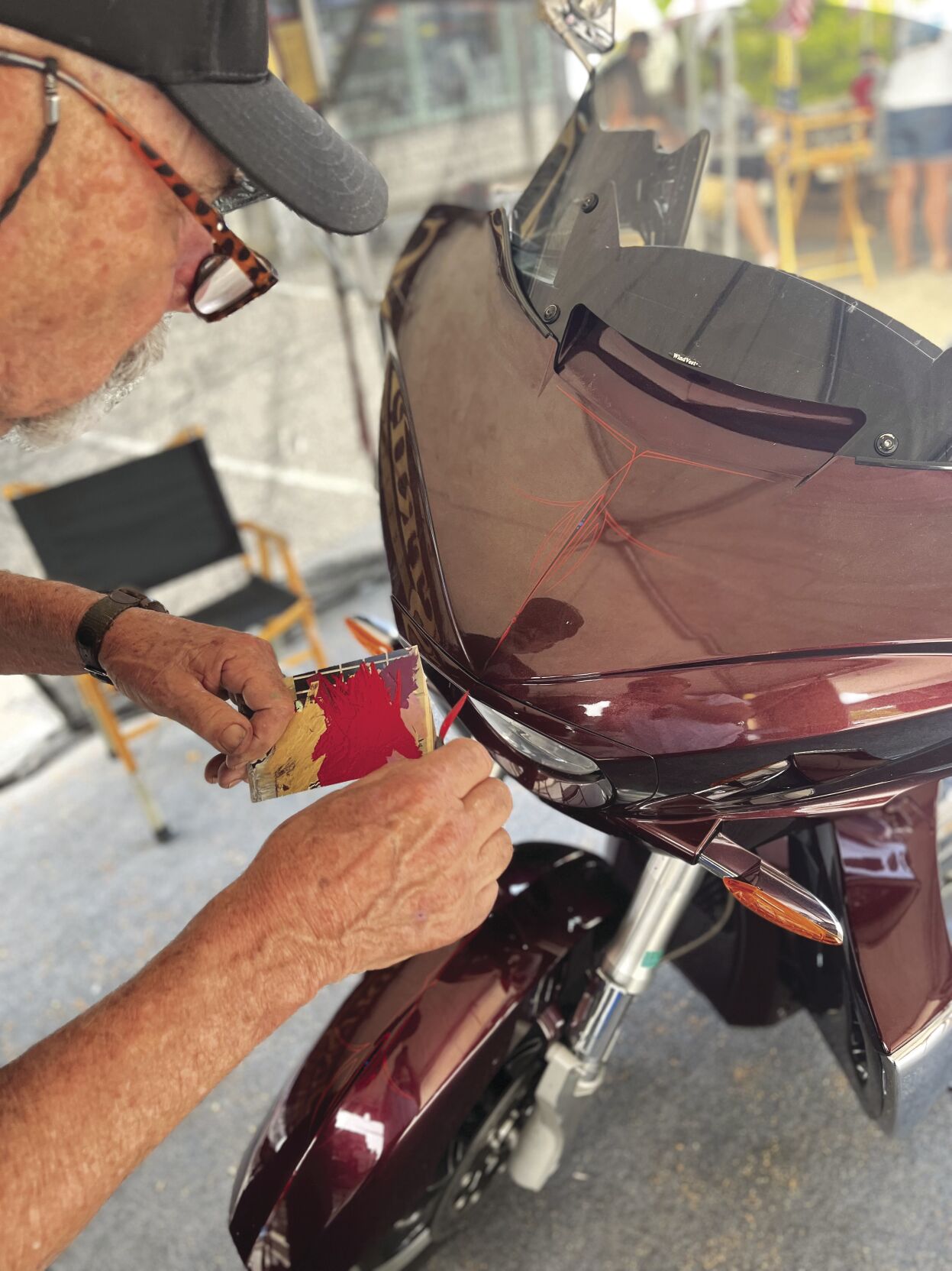 Russ Mowry pinstriping