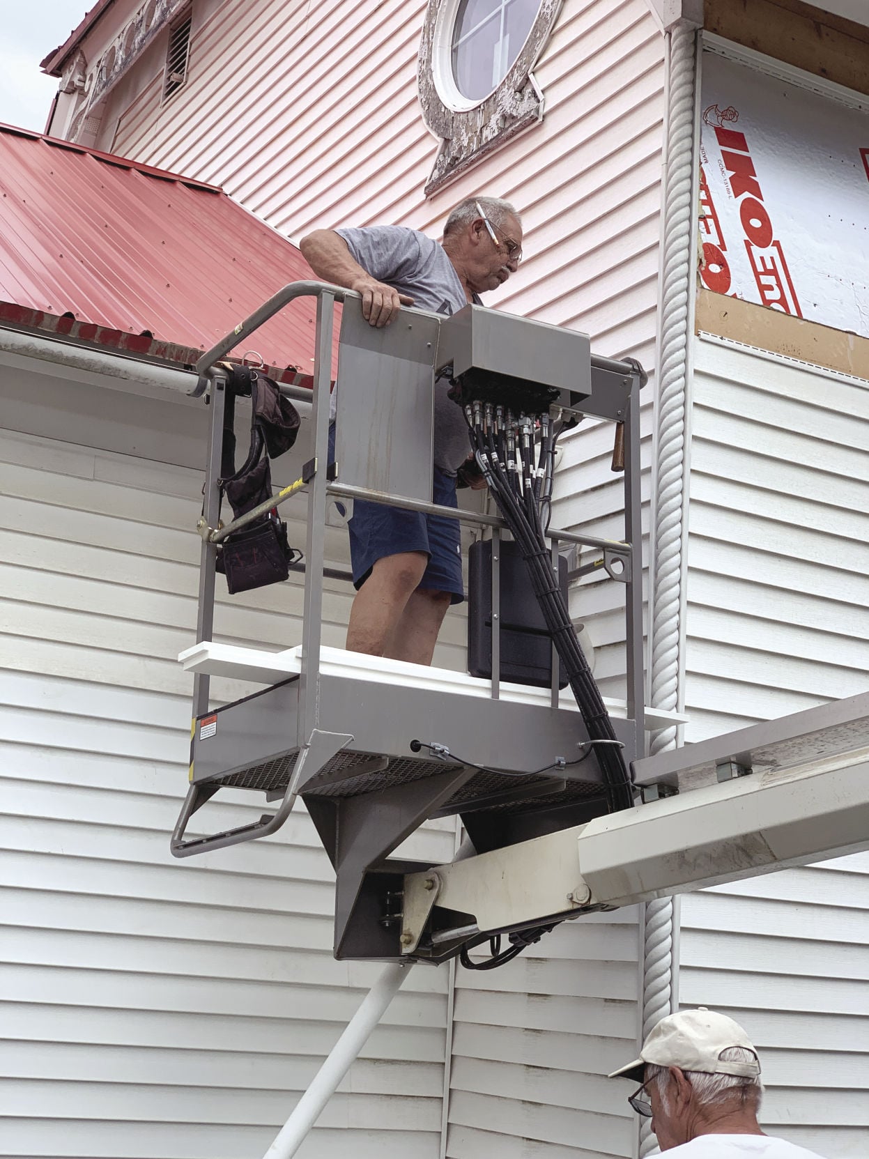 Belknap House lift 2