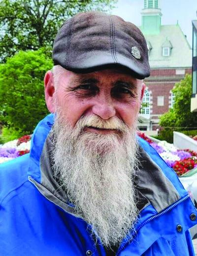 David E. Gravelle