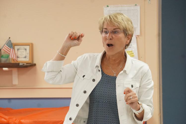 Hollie Noveletsky arm