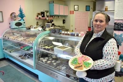 12-24 Cookies and Cakes Follansbee