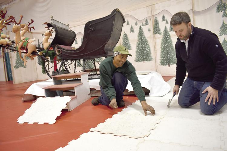 11-23 Christmas Village ice