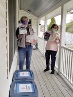 Quilters deliver more than 3,300 masks to organizations