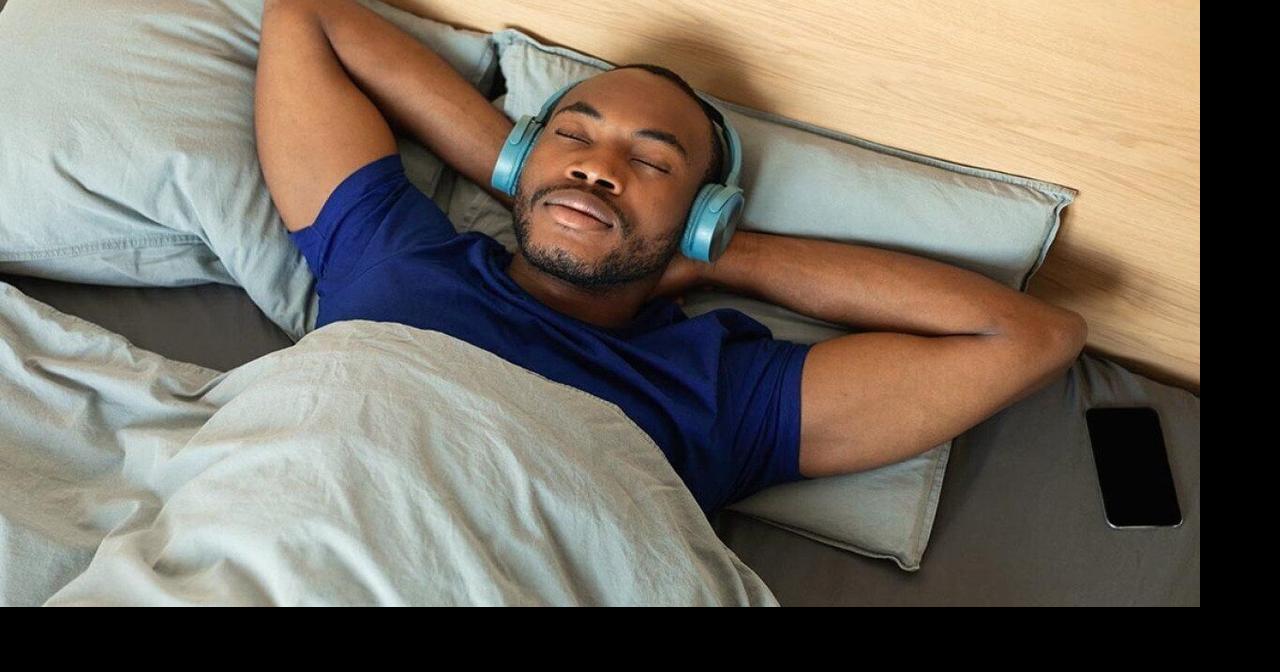White noise, green noise, or pink noise: What’s the best color noise for sleep?