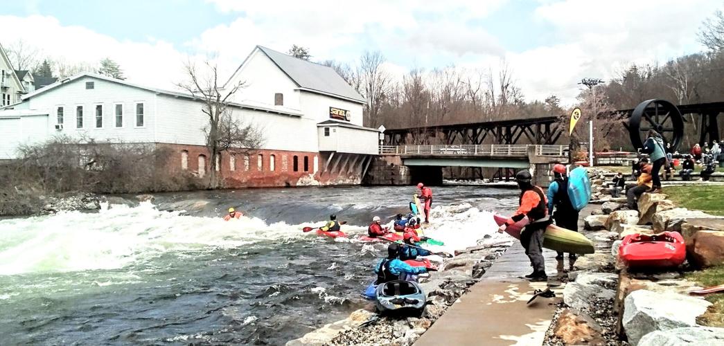 Reader Pics: April 25