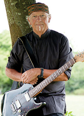 Jethro Tull’s Martin Barre visits Plymouth April 1