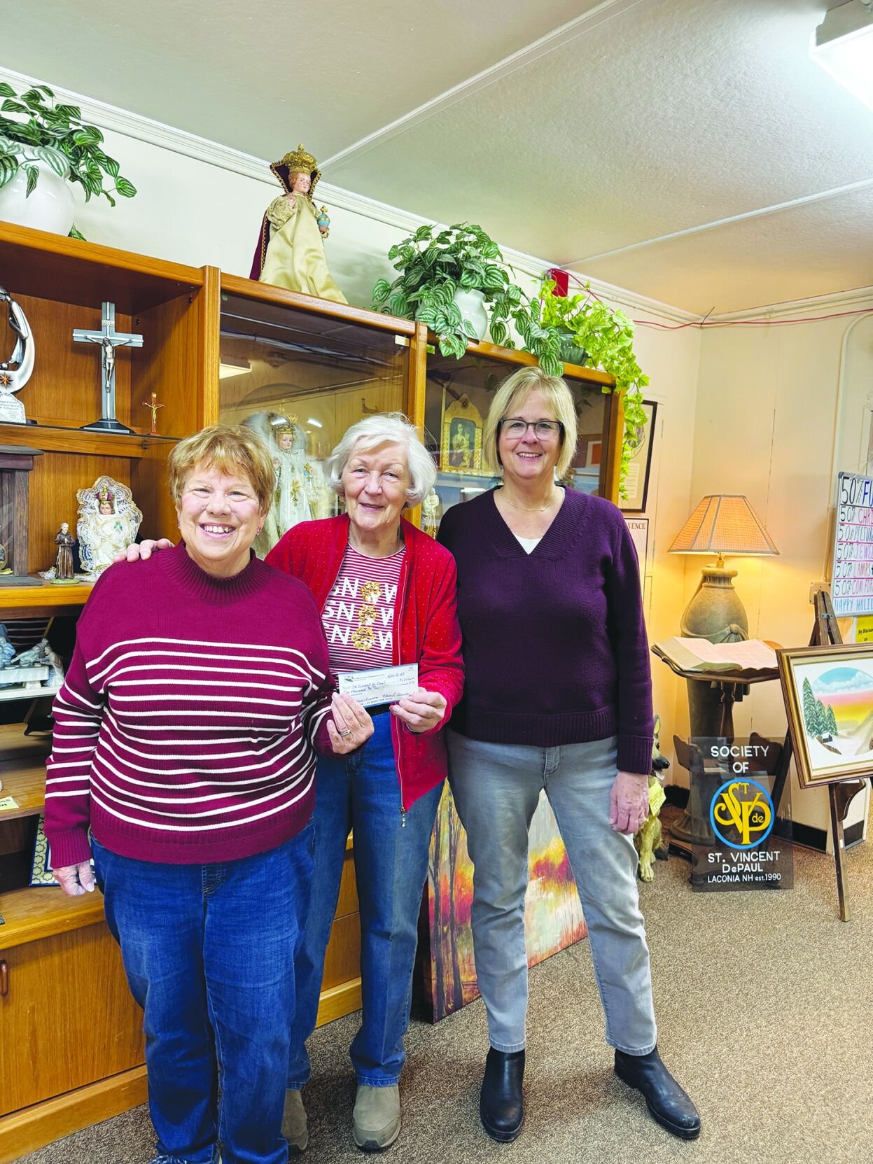 South Down Shores Home & Garden Club wraps up 2025 with donation, movie night