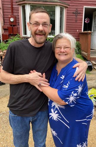 06-23 Class Ring Kyle and Julie Ann